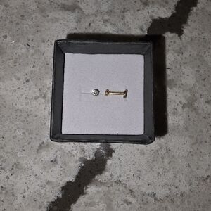 Small Gold Lip/Nose Stud